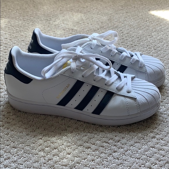 adidas three stripe shoe